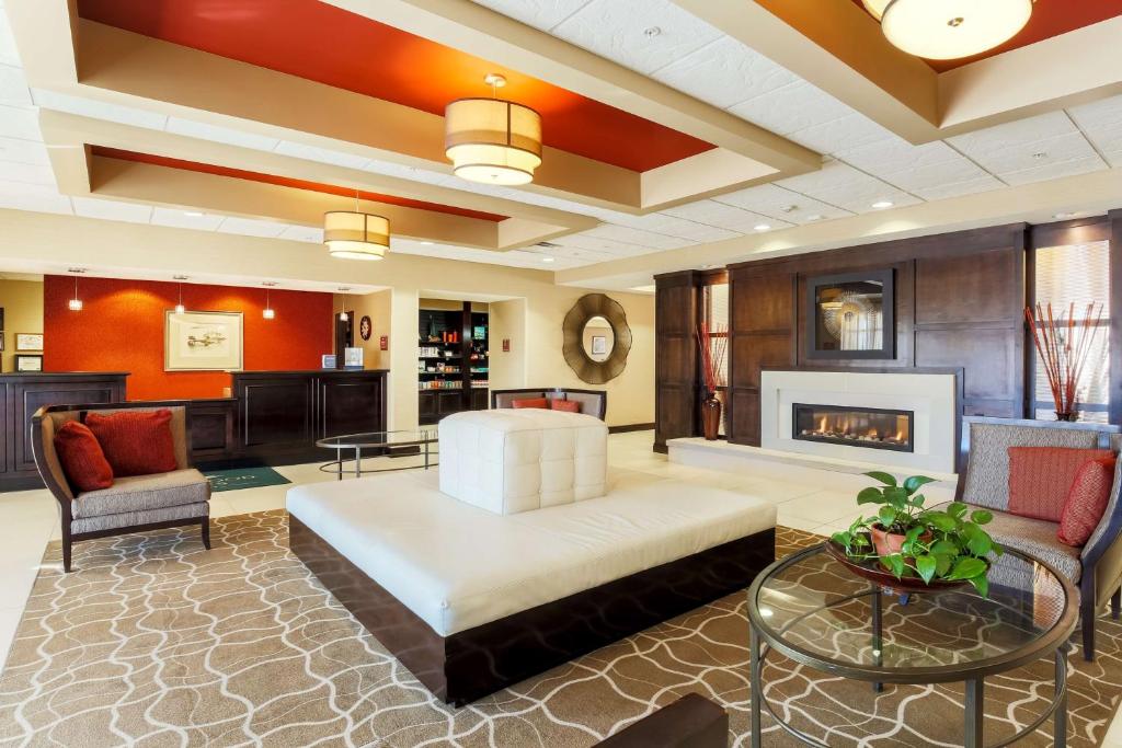 Homewood Suites by Hilton Lawton photo 1