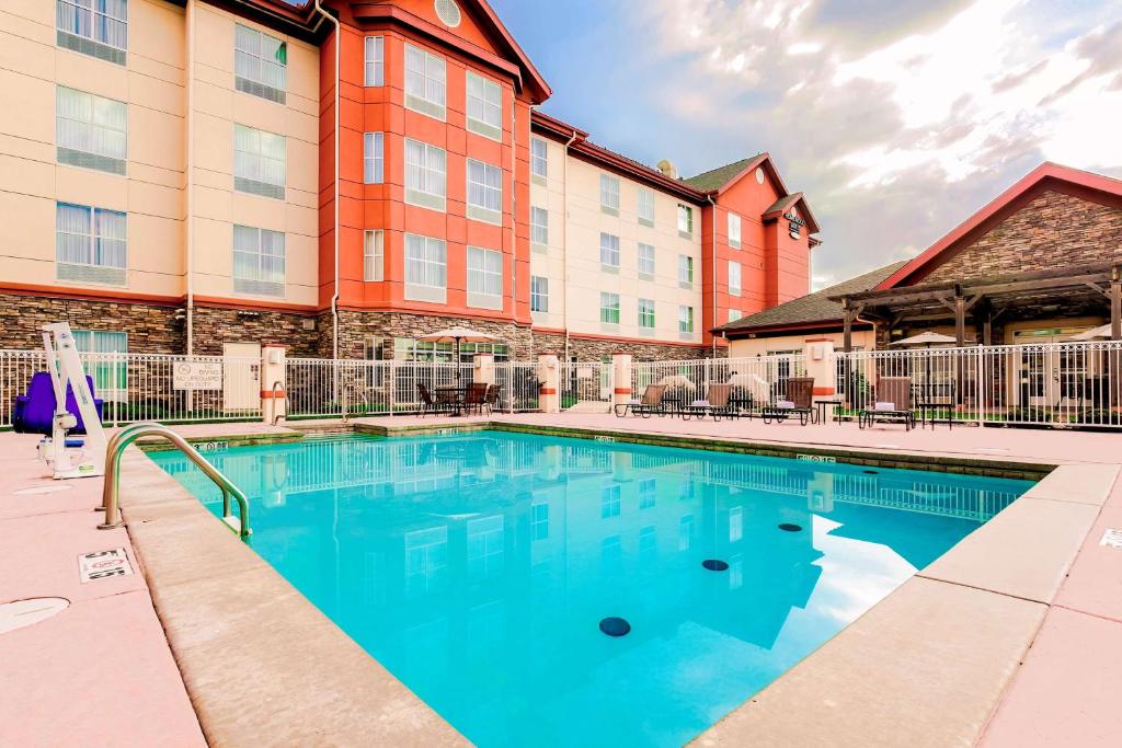 Homewood Suites by Hilton Lawton photo 3