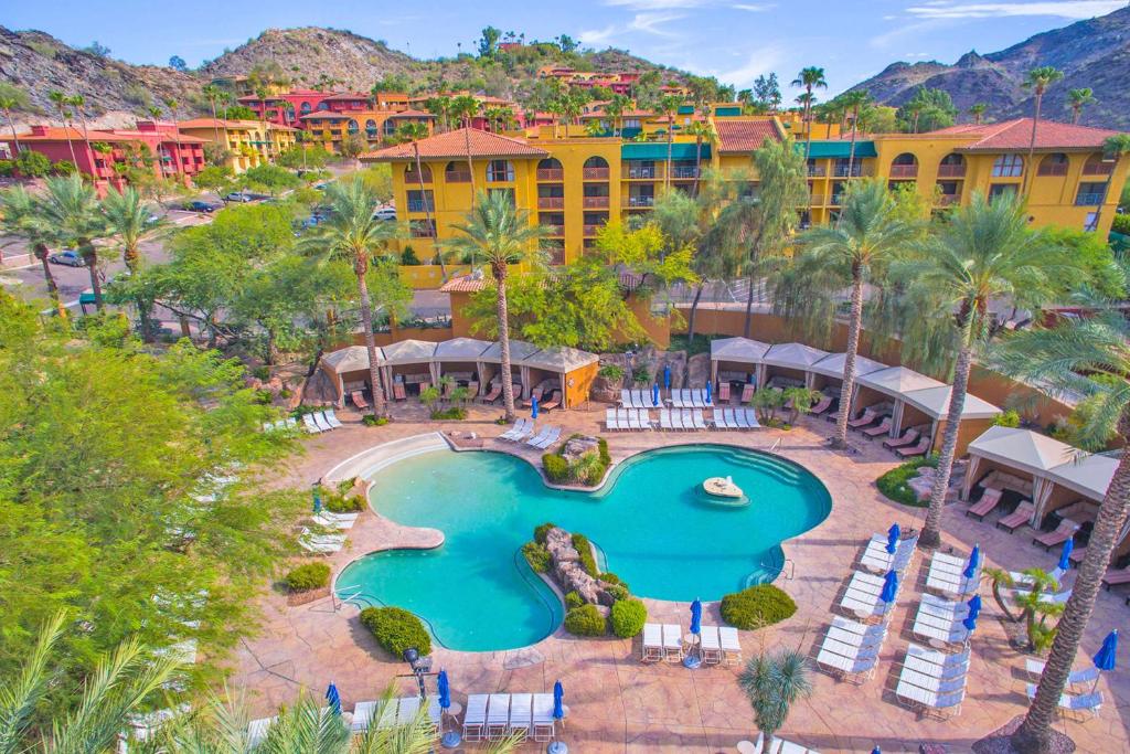 Hilton Phoenix Tapatio Cliffs Resort image