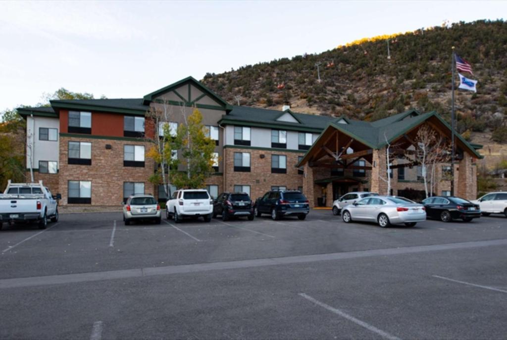 Hampton Inn Glenwood Springs photo 1