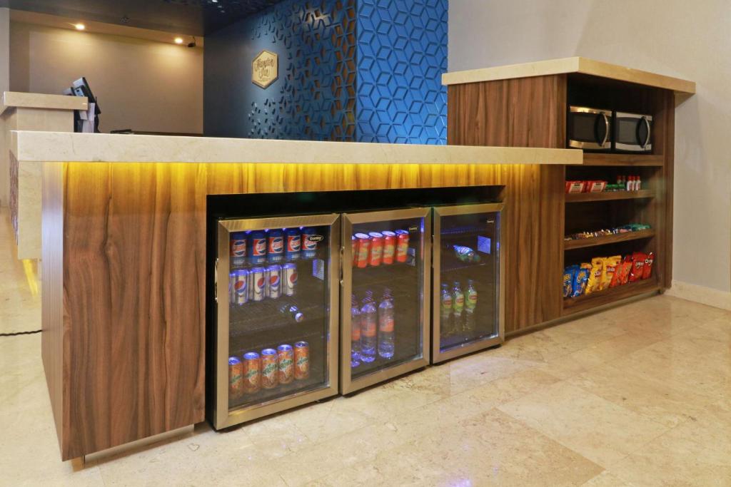 Hampton by Hilton Chihuahua photo 4