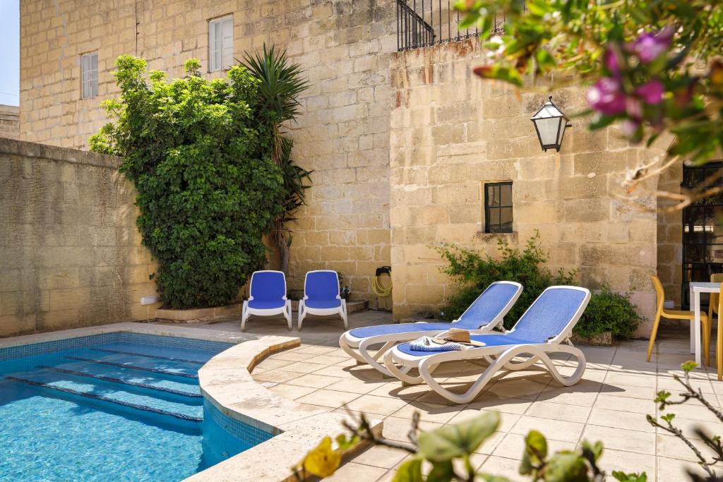 Dar tas-Soru Farmhouse with Private Pool photo 2