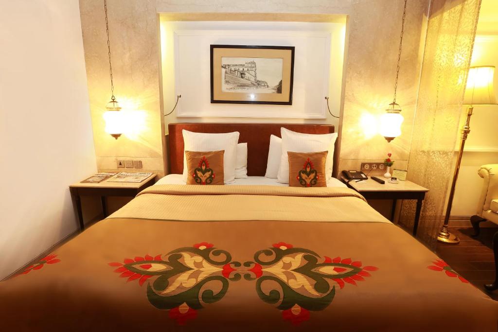 Двухместный (Isolation Room - Free fixed breakfast, lunch, Dinner, Fruit Basket, 2 Pieces of Laundry, 20% dis on food & Soft Bev, Free Wifi), The Ashok, New Delhi