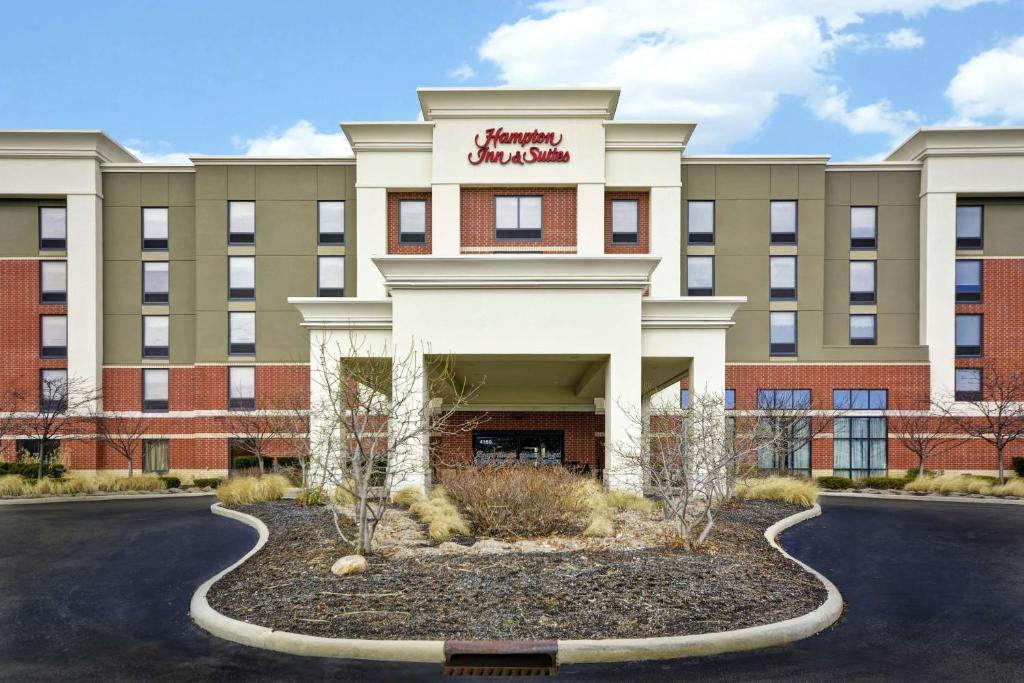 Hampton Inn & Suites Columbus-Easton Area image