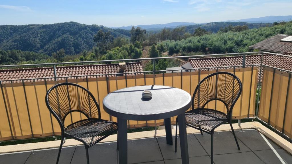 2 pièces meublées avec piscine photo 3