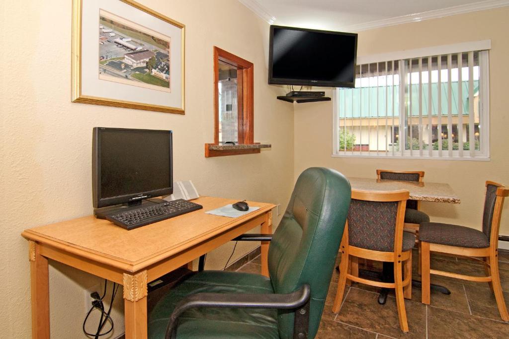 Valley Inn Shakopee photo 3