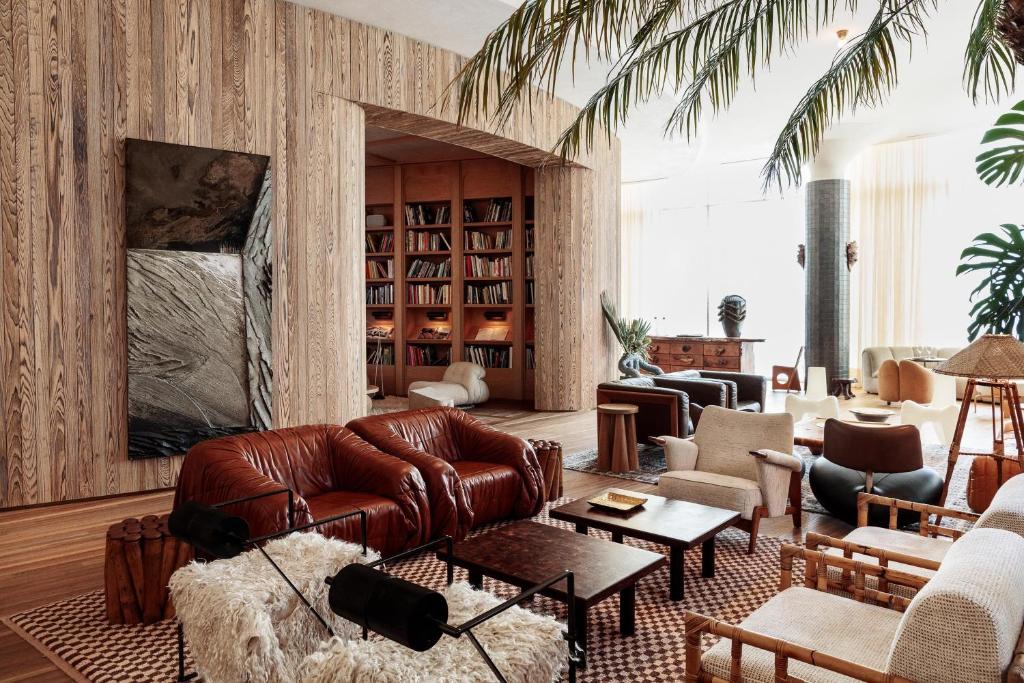 Santa Monica Proper Hotel, a Member of Design Hotels image