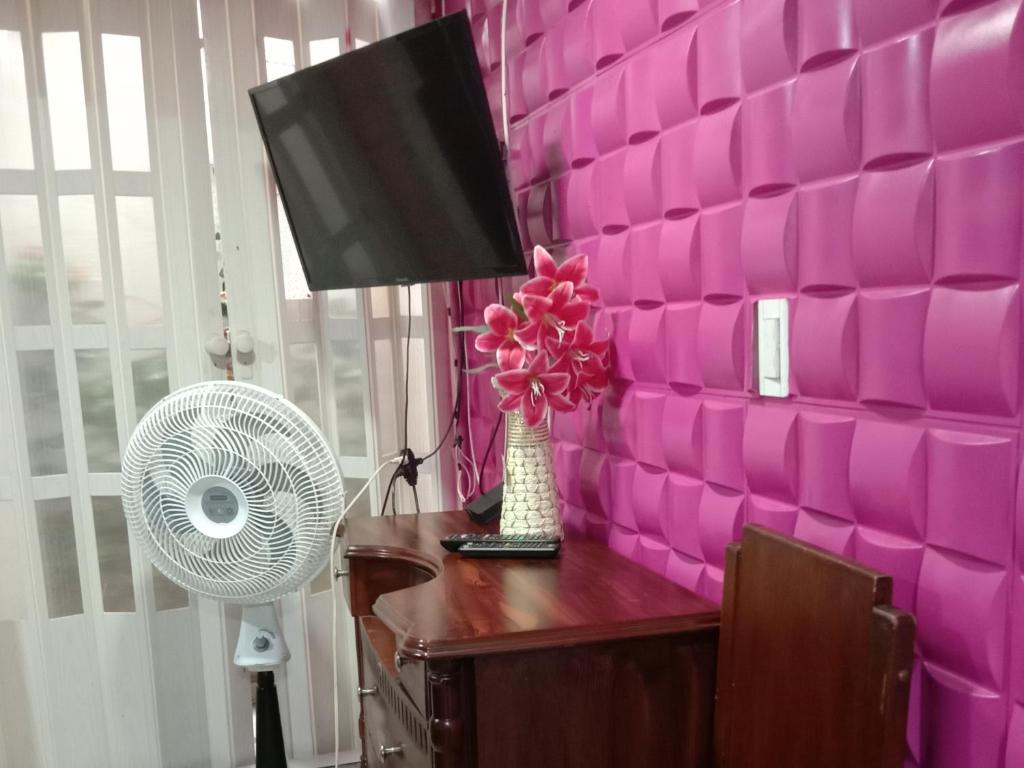 APARTAMENTO PARA TRES PERSONAS a 10 minutos del centro de eventos valle del pacifico y a la misma distancia del centro de la ciudad Y también a 300 mts del Orquideorama photo 1