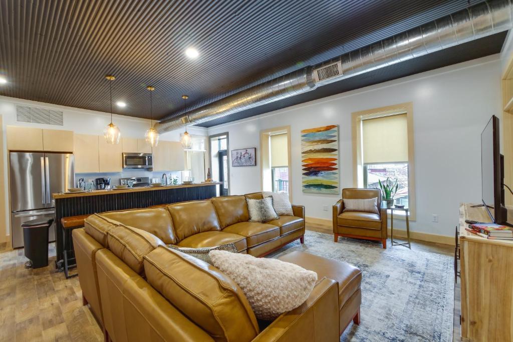 Downtown Millersburg Retreat with Sleek Interior! photo 4