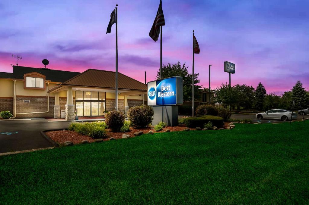 Best Western Detroit Livonia image