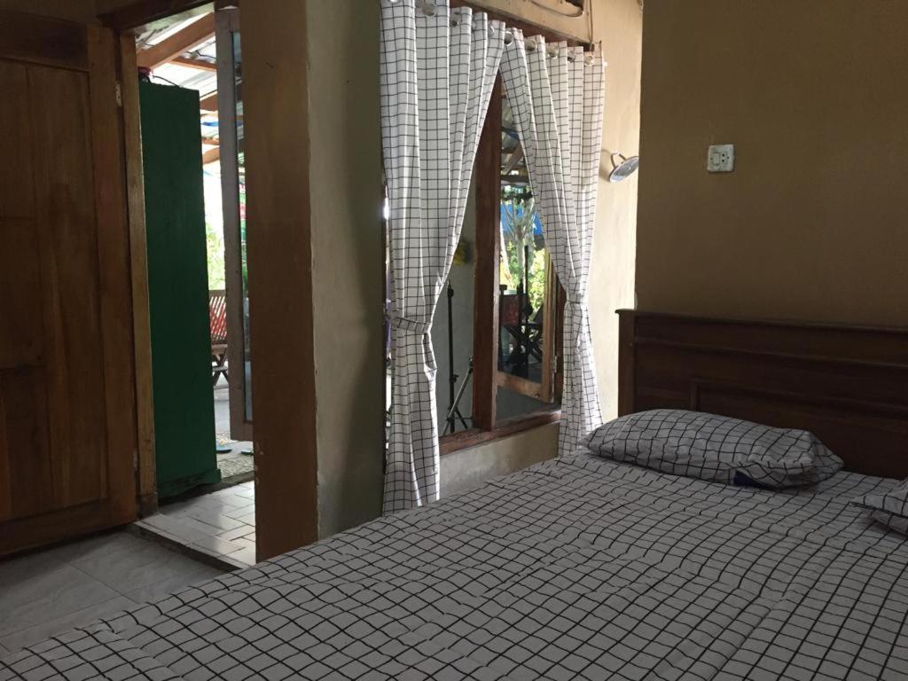De Ikut Bojo Homestay