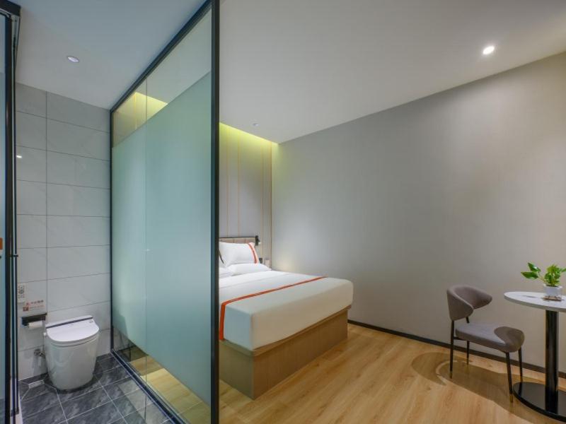 GreenTree Eastern Hotel Xinjiang Urumqi Xintianrun Airport photo 3