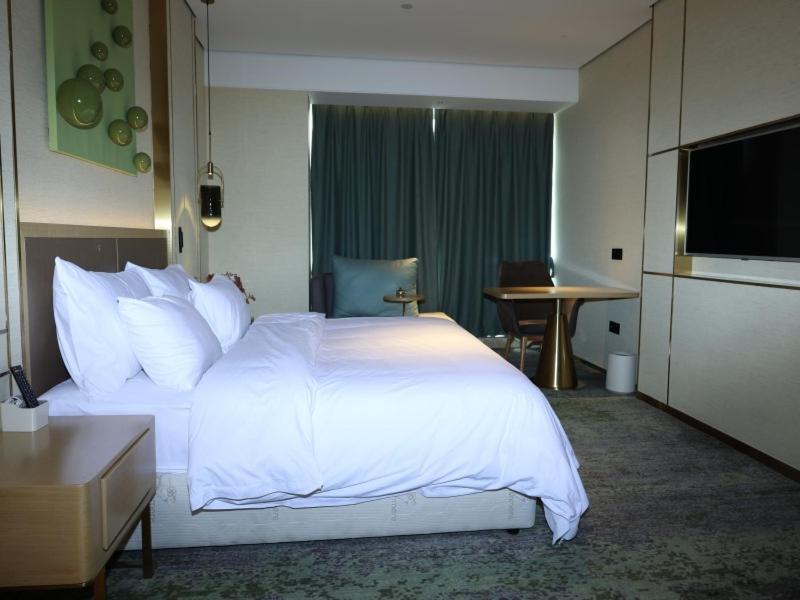 GreenTree Inn Express Hotel Changzhou Wujin Economic Development Zone Qishuyan Yaoguan photo 1