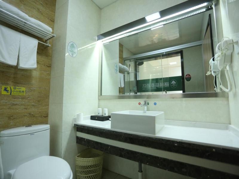 GreenTree Inn Anqing East Yingbin Road High-Speed Railway Station photo 4