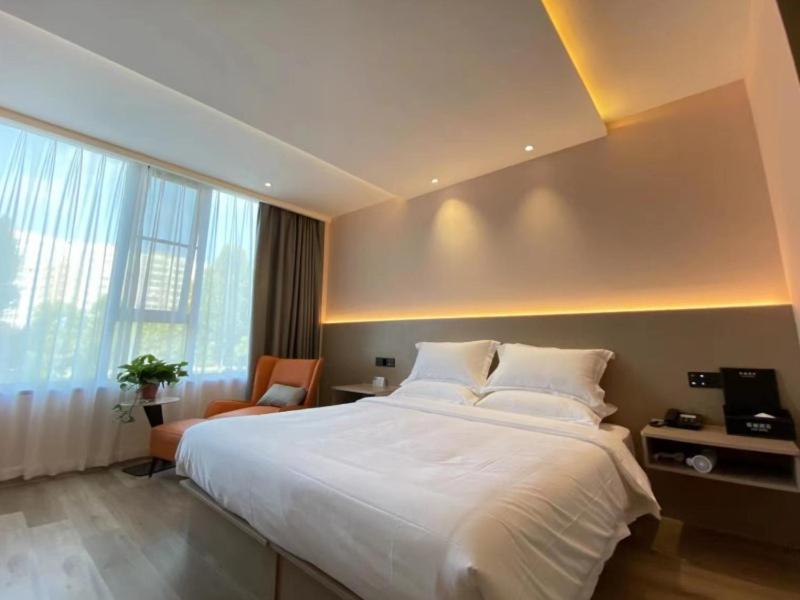 VX Hotel Yichun Yuanzhou Government High-Speed Railway photo 1