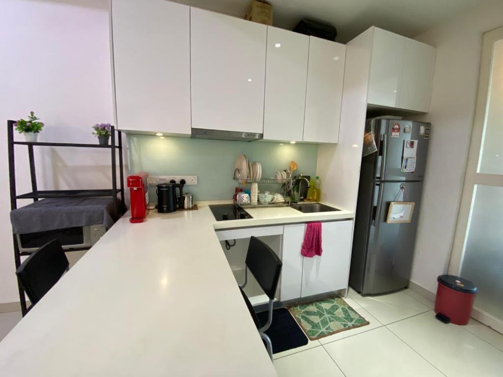 Islamic Santai Santai Homestay - Centrus Soho Cyberjaya photo 2