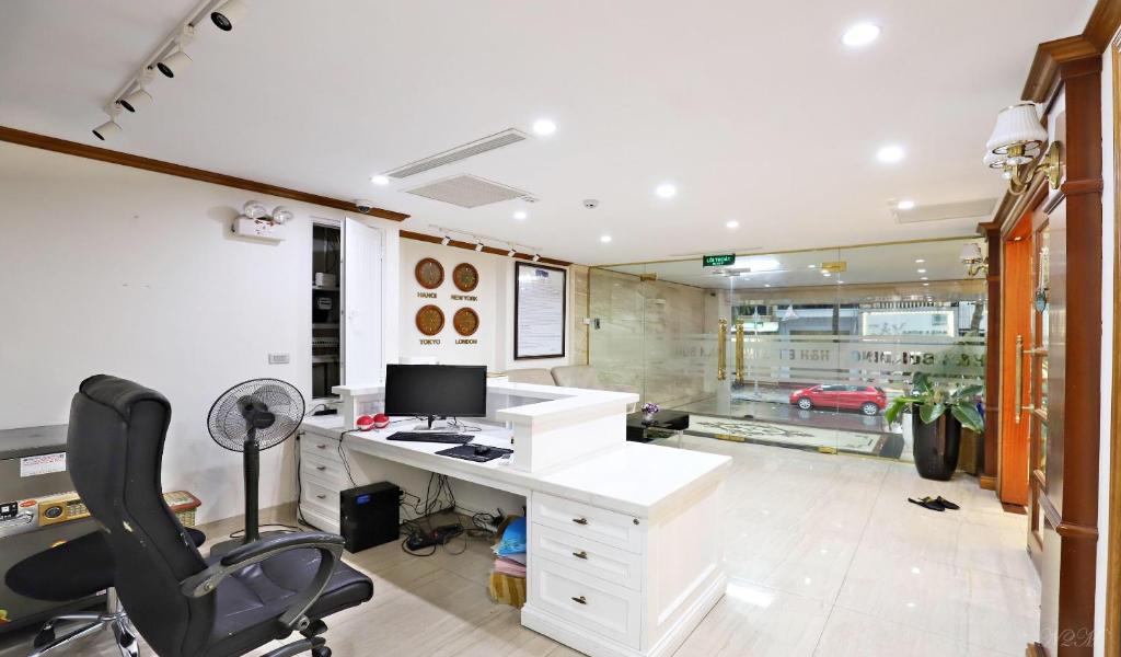 The Sun House Luxury Apt✯2BR✯near Thien Quang lake Hanoi center