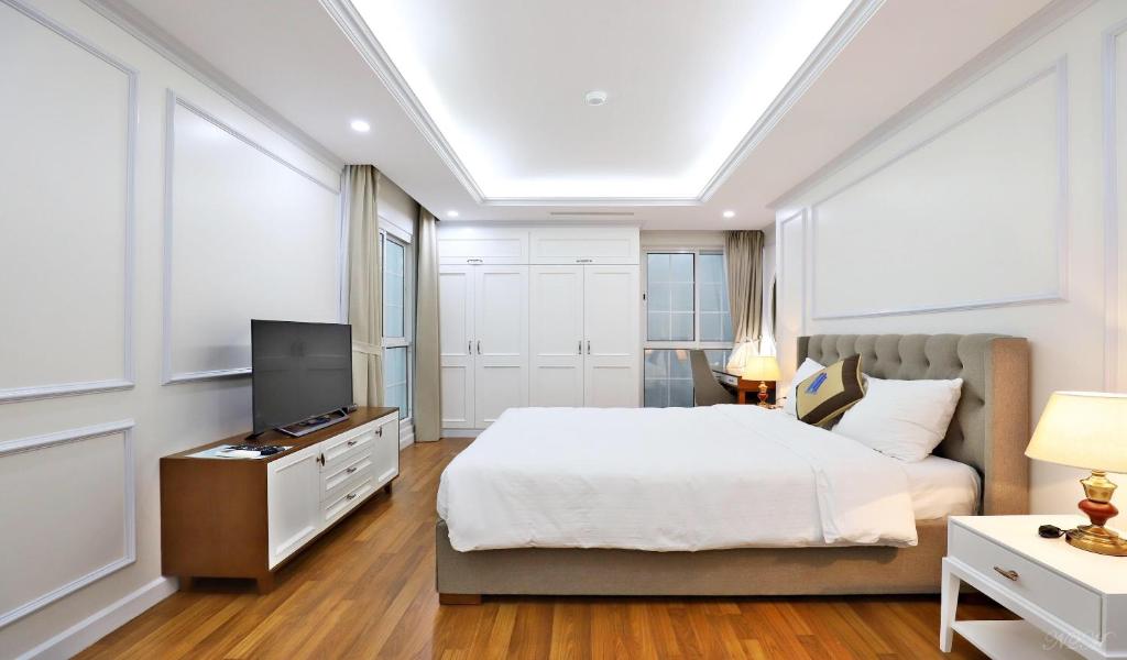 The Sun House Luxury Apt✯2BR✯near Thien Quang lake Hanoi center