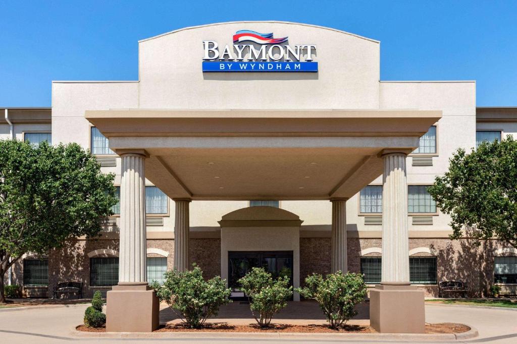 Baymont by Wyndham Wichita Falls photo 3