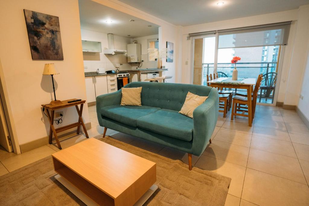 APARTAMENTO CENTRICO 2 DORMITORIOS AMPLIO BALCON con OPCION COCHERA