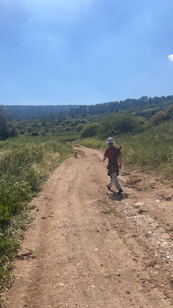 על ראש הגבעה- משק 68 photo 1