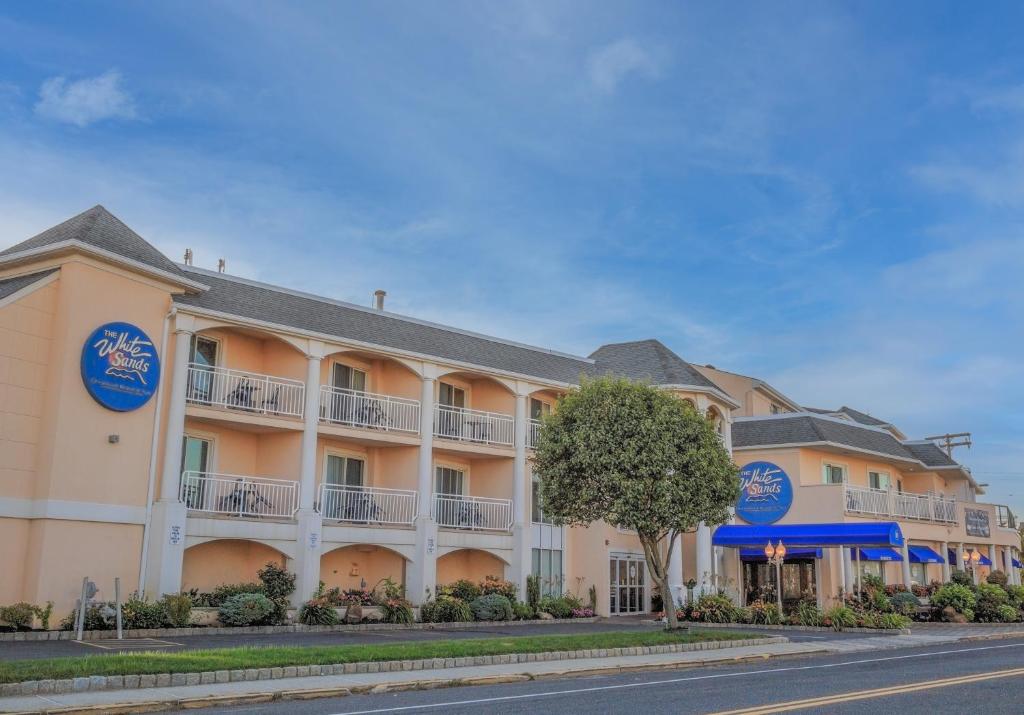 The White Sands Oceanfront Resort & Spa image