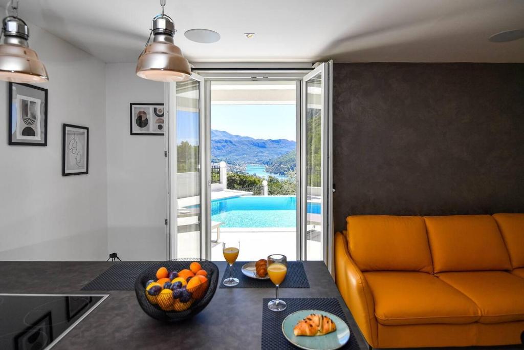 Beautiful 1-Bed Apartment in Pobrezje-Dubrovnik photo 2