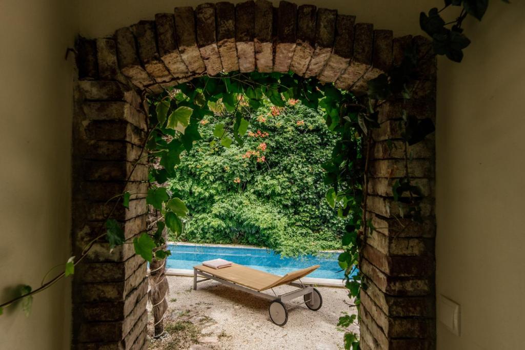 Villa Potoka Palace - 4 Bedroom Villa - Central and Private Setting - Spa and Sauna photo 4