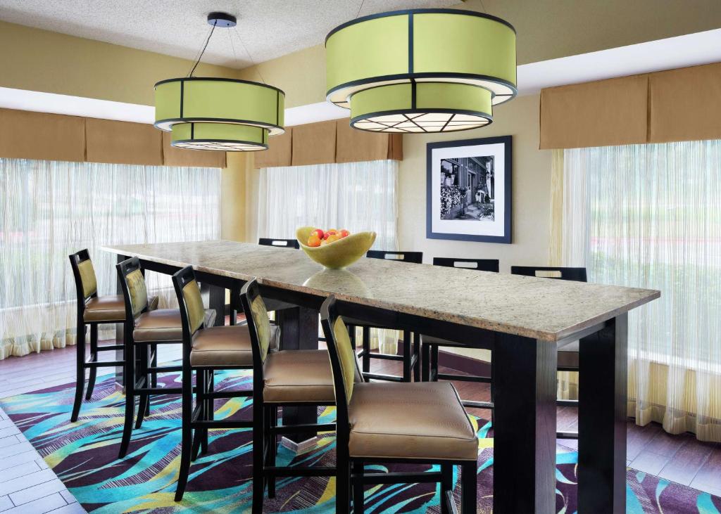 Hampton Inn Dallas Irving Las Colinas photo 3