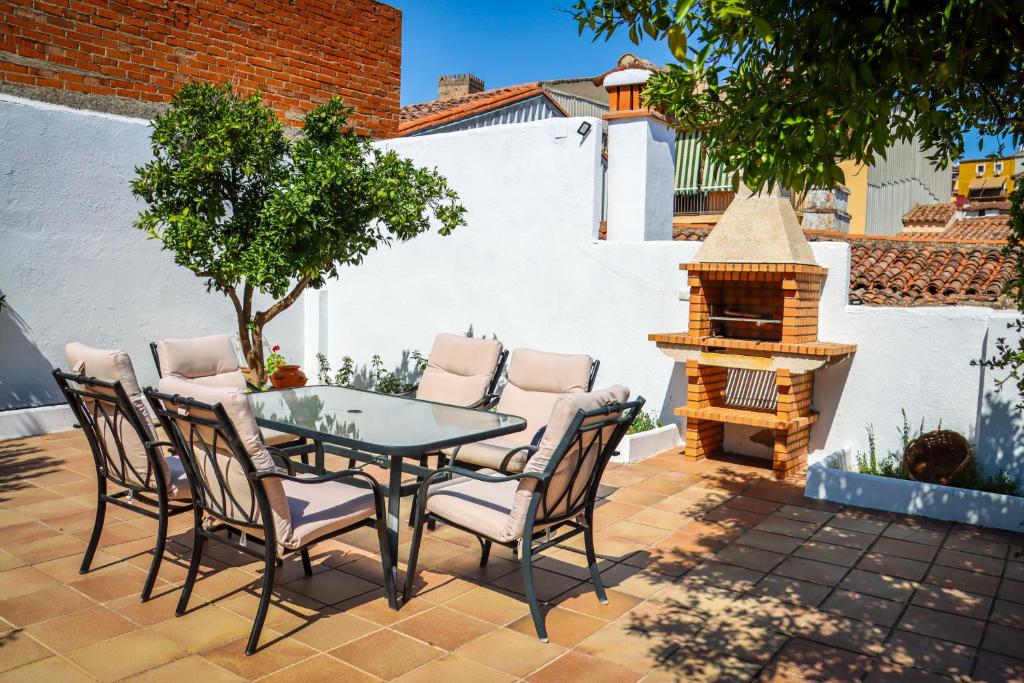 El Patio de los Naranjos photo 1