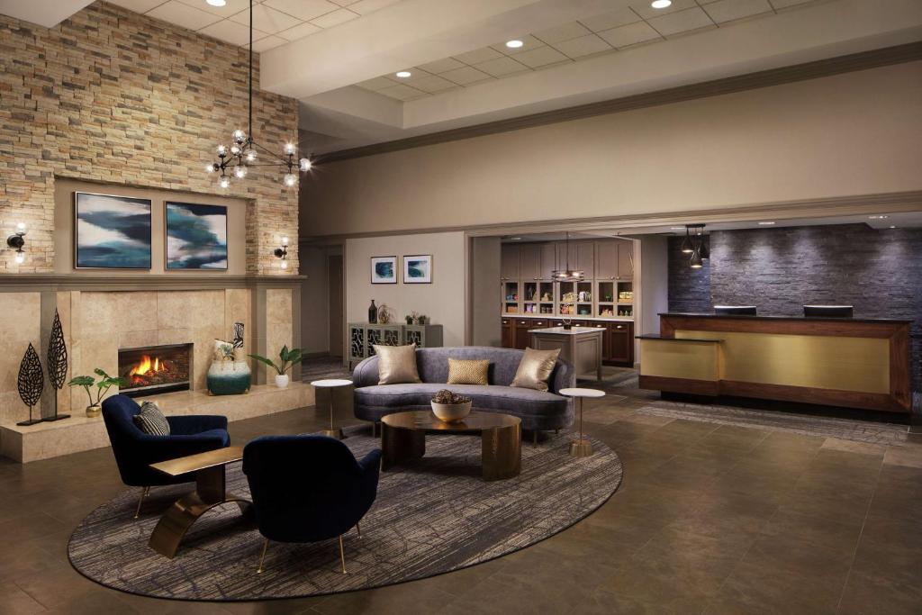 Homewood Suites by Hilton Lubbock photo 3
