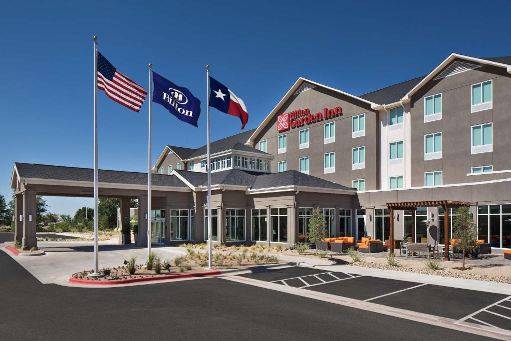 Hilton Garden Inn Lubbock image