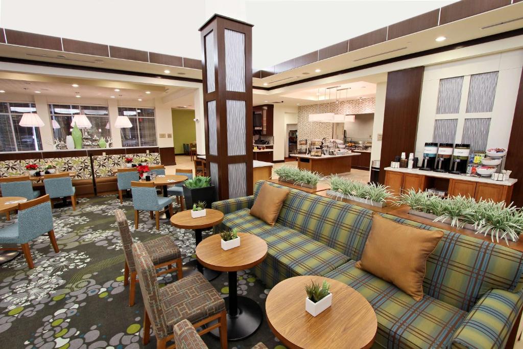 Hilton Garden Inn Covington/Mandeville photo 3