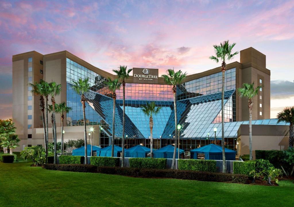 DoubleTree by Hilton Orlando Airport image