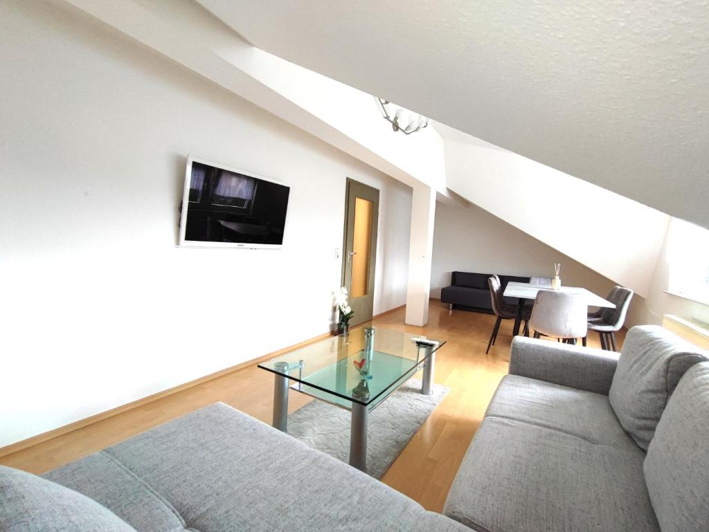 Kein aber feine 3 Zimmer Wohnung photo 2