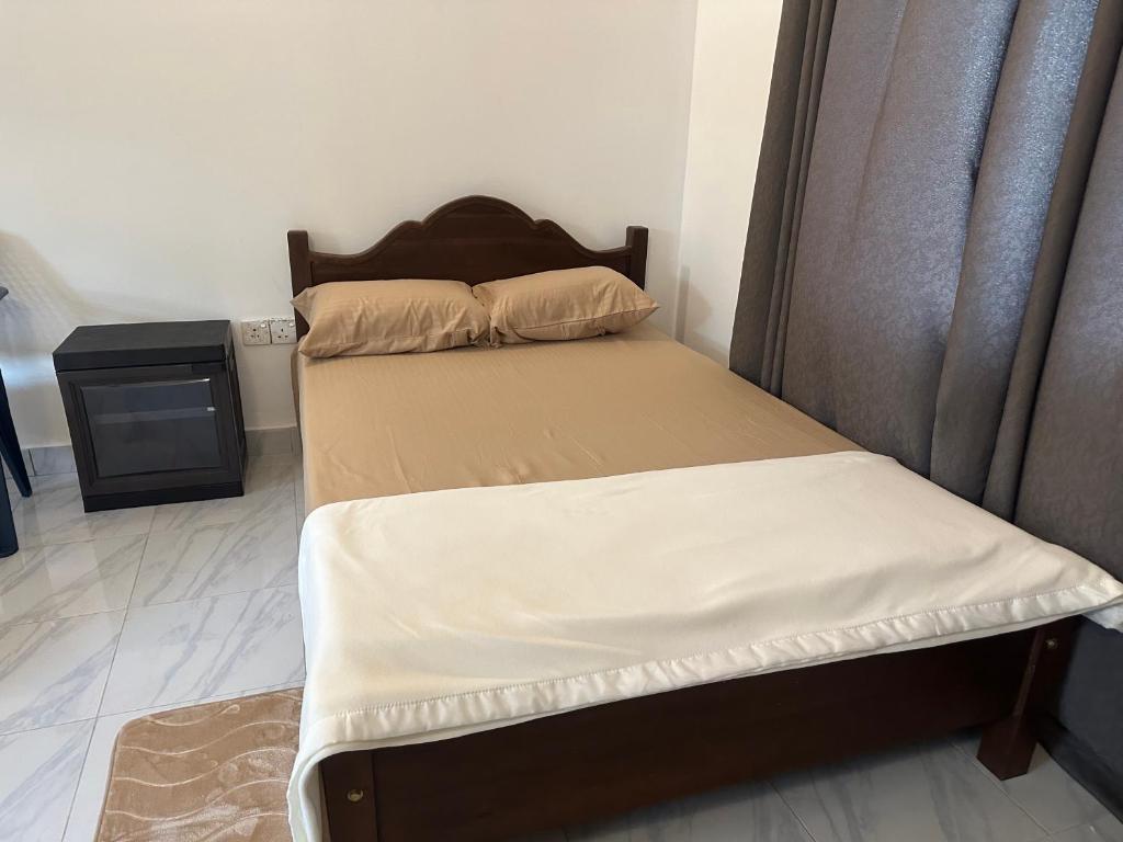 Mango Tree Budget Home Stay photo 3