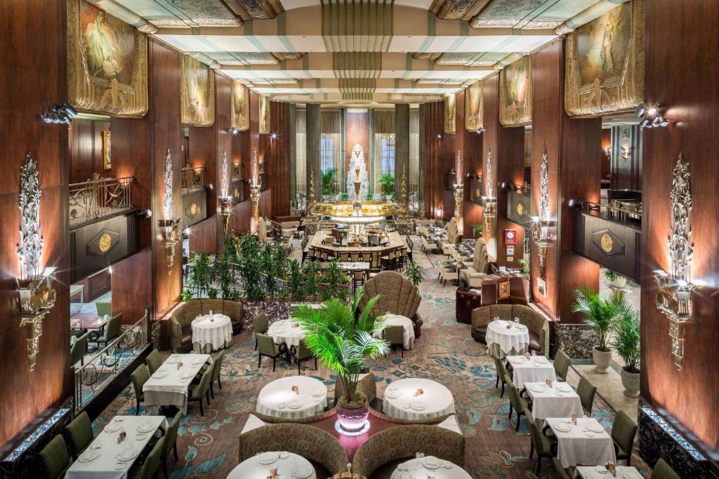 Hilton Cincinnati Netherland Plaza image