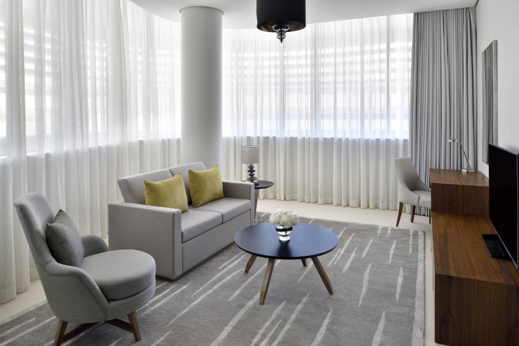 Riyadh Diplomatic Quarter - Marriott Executive Apartments - Tap to explore photos