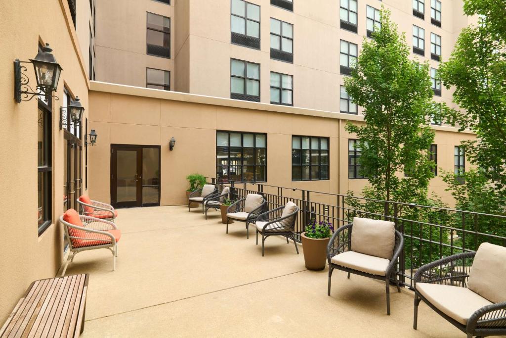 Hilton Garden Inn Bloomington photo 4