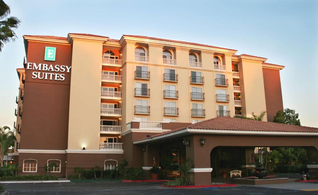 Embassy Suites by Hilton Anaheim North image