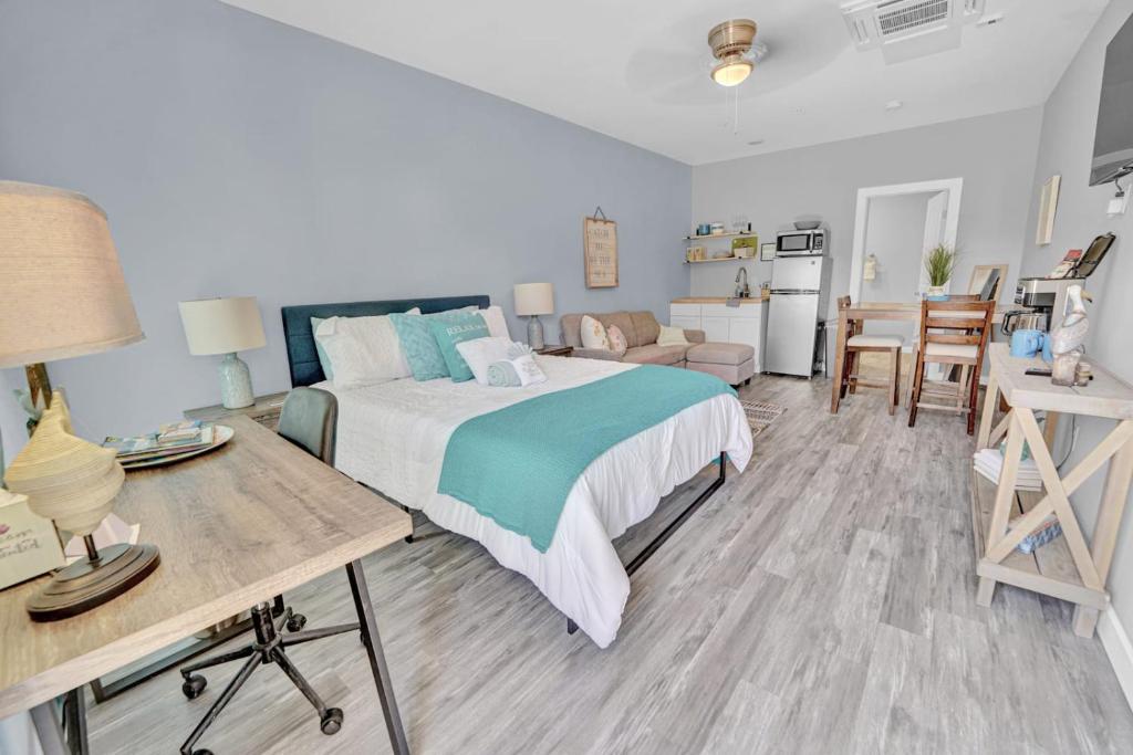 Swim Surf Relax at the The Pelican Nest in FWB image
