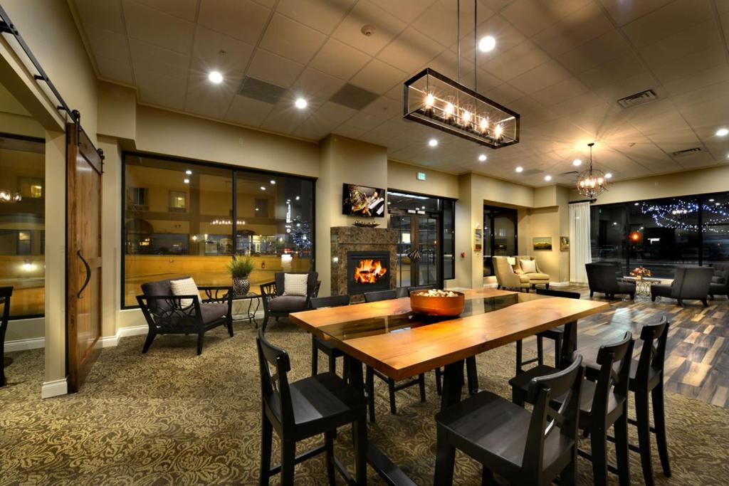 Hotel Maison Yakima Tapestry Collection by Hilton photo 4