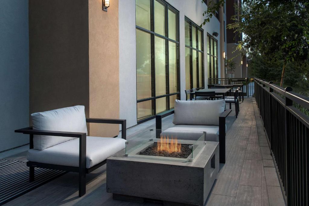 Hilton Garden Inn San Jose Airport photo 3