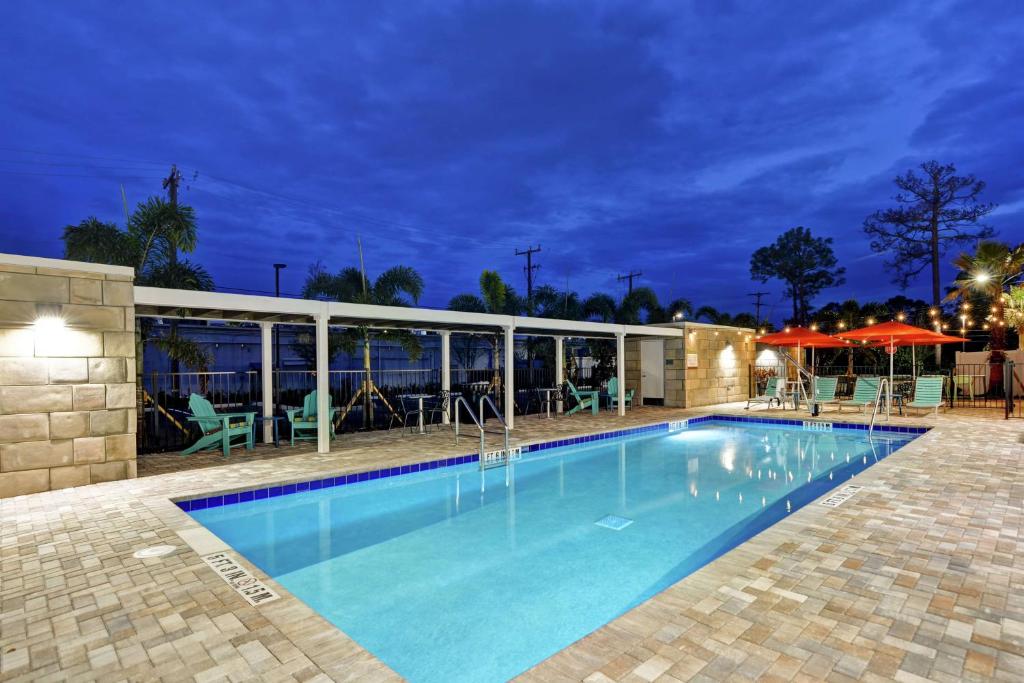 Home2 Suites By Hilton Daytona Beach Speedway photo 1
