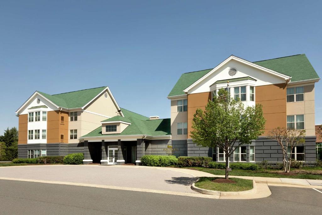 Homewood Suites by Hilton Dulles-North/Loudoun image