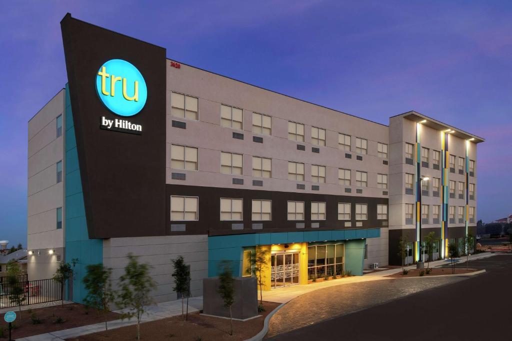 Tru By Hilton El Paso East Loop 375 image