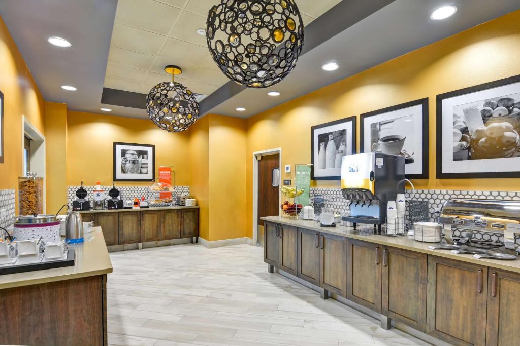 Hampton Inn Atlanta Kennesaw photo 4