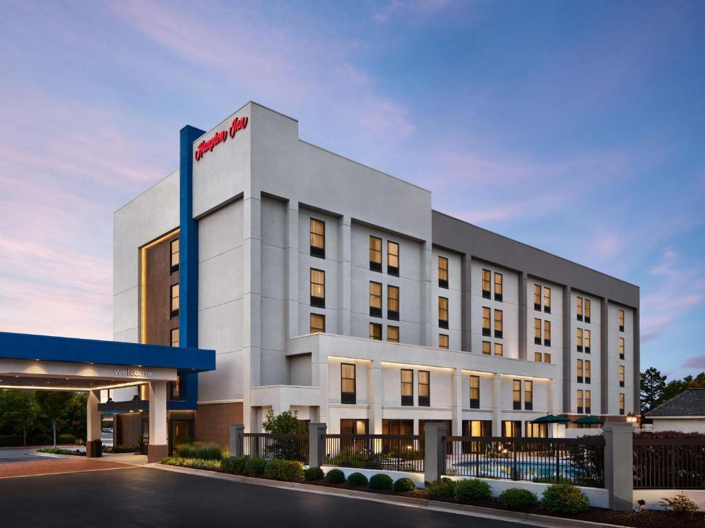 Hampton Inn by Hilton Charlotte/Matthews image