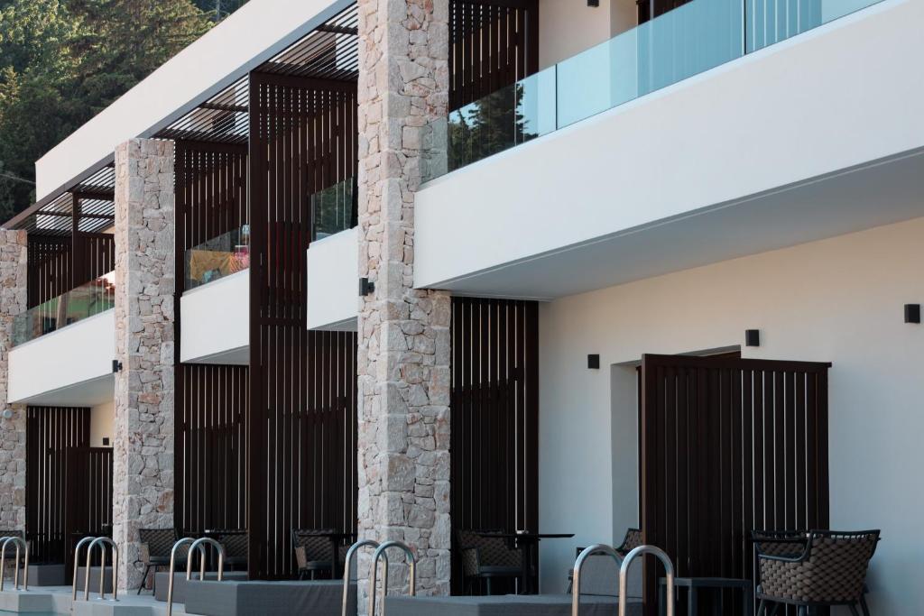 LANGO LUXURY LIVING s photo 1