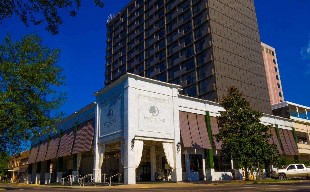 DoubleTree by Hilton Hotel Tallahassee image